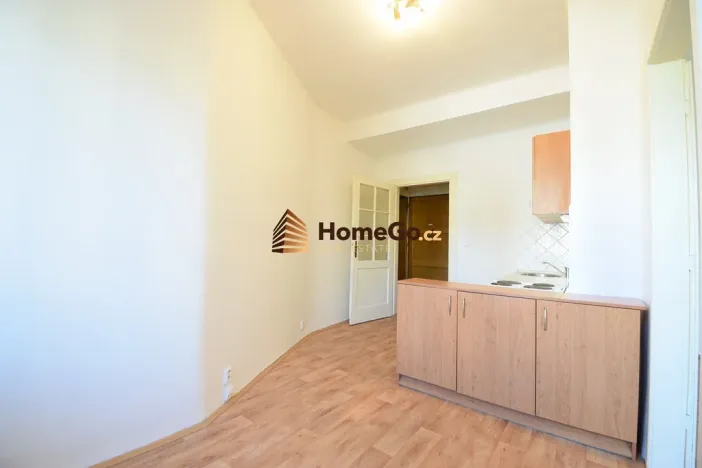 Pronájem bytu 2+kk, Praha - Nusle, Lounských, 55 m2