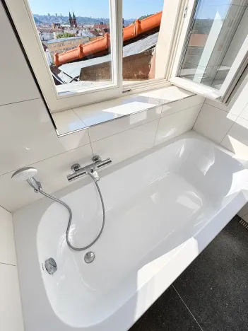 Pronájem bytu 2+kk, Praha - Smíchov, Holečkova, 93 m2
