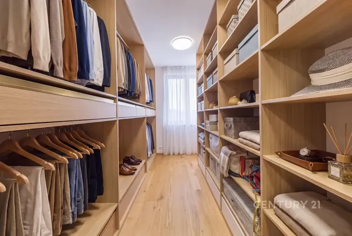 Pronájem rodinného domu, Bašť, Břežanská, 246 m2