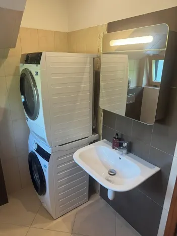 Prodej rodinného domu, Husinec, Hlavní, 155 m2