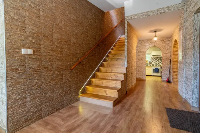 Prodej rodinného domu, Stará Paka - Roškopov, 216 m2