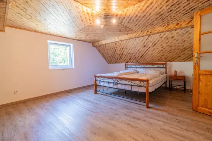 Prodej rodinného domu, Stará Paka - Roškopov, 216 m2