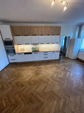 Pronájem bytu 2+kk, Praha - Žižkov, U kněžské louky, 80 m2