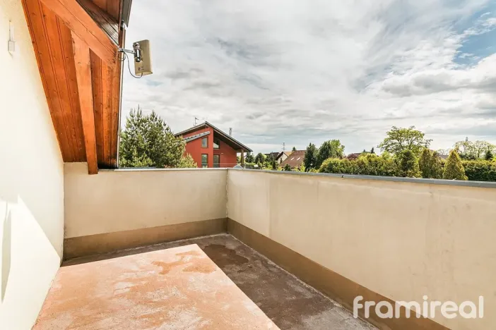 Prodej rodinného domu, Ohrobec, Krátká, 400 m2