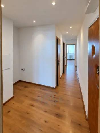 Prodej bytu 3+1, Praha - Letňany, Kuželova, 68 m2