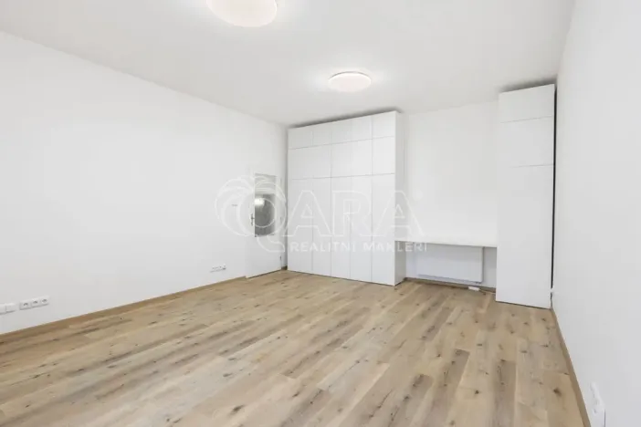 Pronájem bytu 3+kk, Praha - Vinohrady, Římská, 74 m2