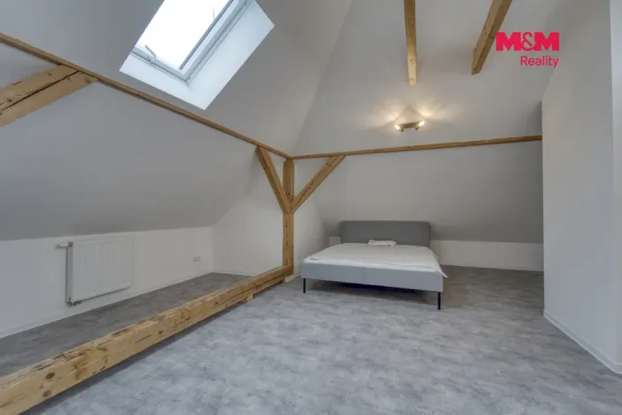 Pronájem bytu 2+1, Plzeň - Doudlevce, Šípková, 88 m2