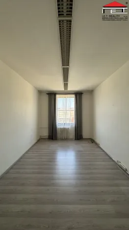 Pronájem kanceláře, Brno, Husova, 24 m2