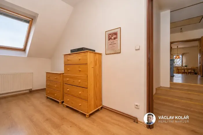 Prodej rodinného domu, Stěžery, Lipová, 196 m2