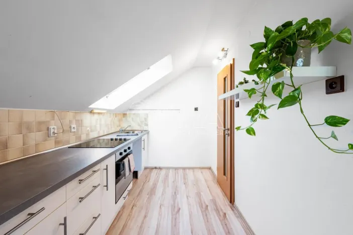 Prodej obchodního prostoru, Zbiroh, Československé armády, 76 m2