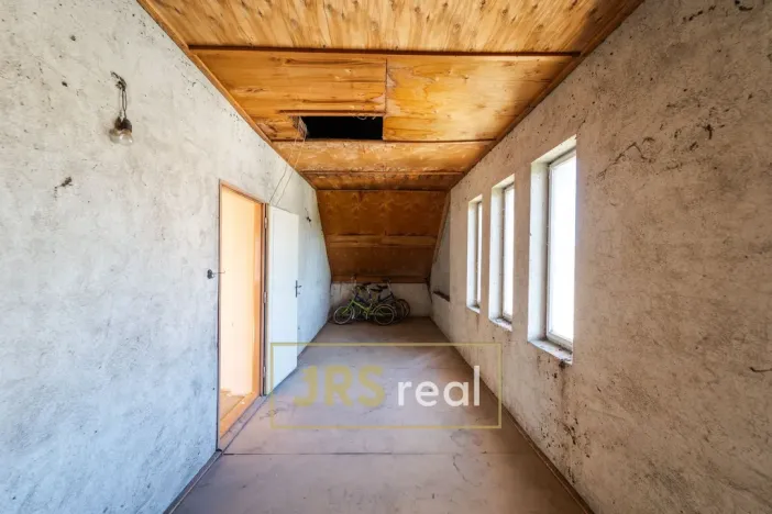 Prodej rodinného domu, Týnec, 312 m2