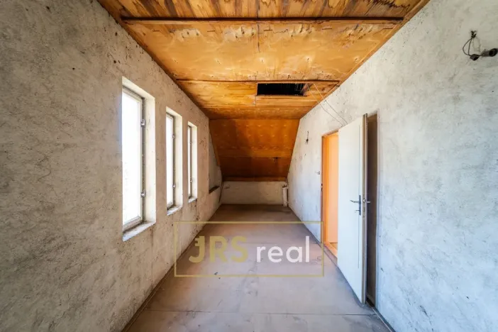 Prodej rodinného domu, Týnec, 312 m2