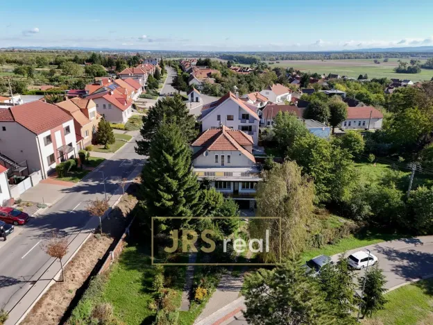 Prodej rodinného domu, Týnec, 312 m2
