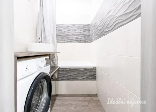 Pronájem bytu 2+kk, Praha - Horní Měcholupy, Nad přehradou, 43 m2