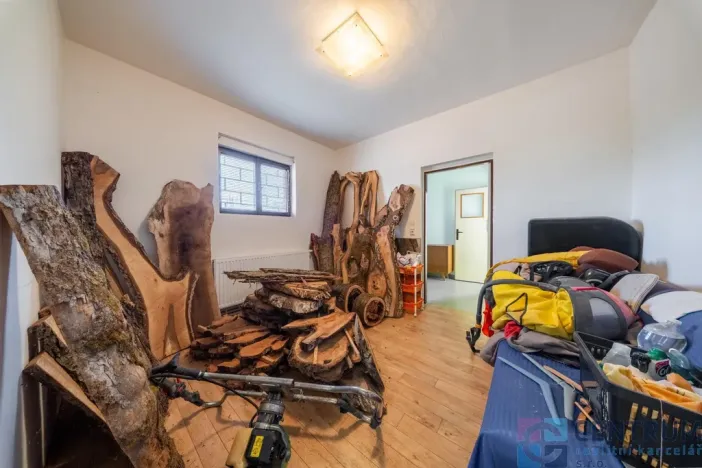 Prodej vícegeneračního domu, Veselá, 265 m2