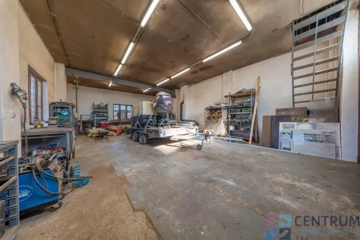 Prodej vícegeneračního domu, Veselá, 265 m2