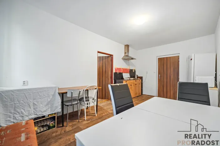 Pronájem pokoje, Sezemice, 30 m2