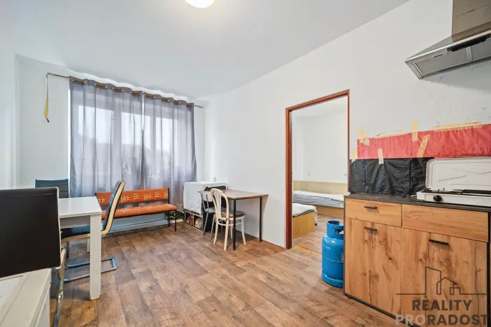Pronájem pokoje, Sezemice, 30 m2