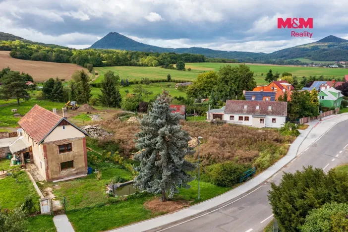 Prodej pozemku pro bydlení, Velemín - Březno, 607 m2