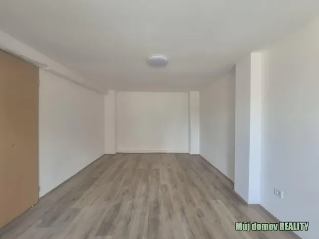 Pronájem bytu 2+kk, Praha - Libuš, Nad šejdrem, 45 m2