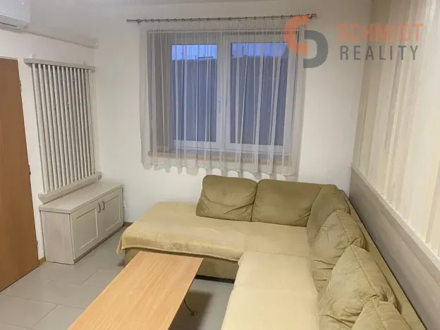 Pronájem bytu 1+kk, Hustopeče, Třebízského, 40 m2