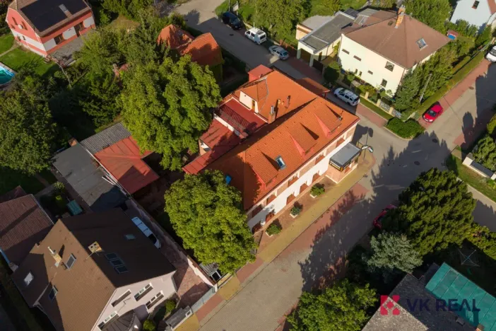 Prodej činžovního domu, Praha - Horní Počernice, Rožnovská, 577 m2