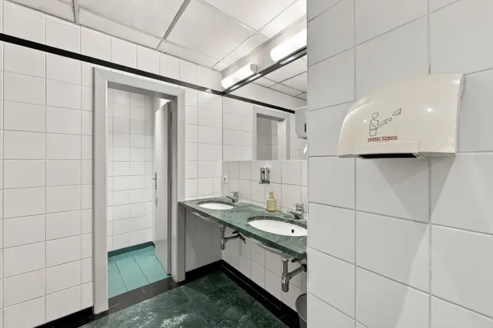Pronájem kanceláře, Praha - Nové Město, Krakovská, 1120 m2