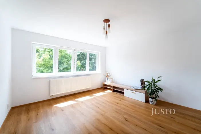 Pronájem bytu 2+kk, Praha, Kounická, 47 m2