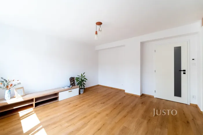 Pronájem bytu 2+kk, Praha, Kounická, 47 m2