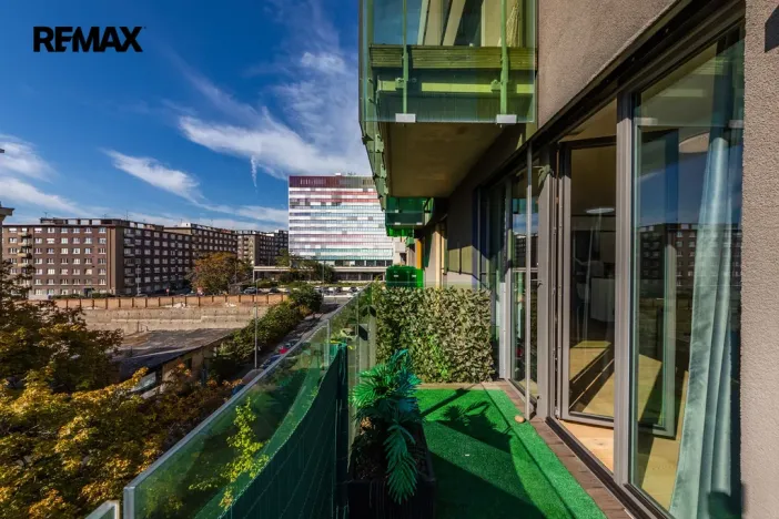 Pronájem bytu 2+kk, Praha - Vršovice, Altajská, 66 m2