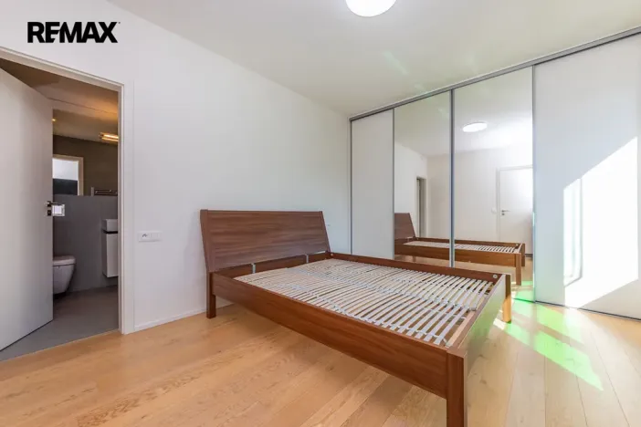 Pronájem bytu 2+kk, Praha - Vršovice, Altajská, 66 m2