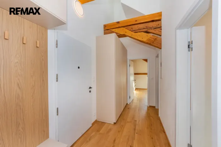 Pronájem bytu 2+kk, Praha - Nusle, Vrtbova, 62 m2