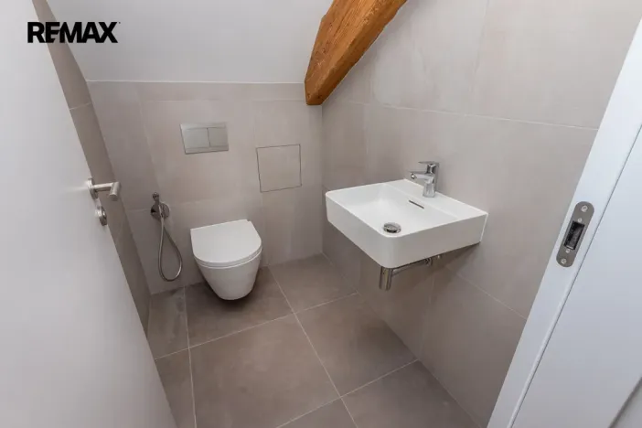 Pronájem bytu 2+kk, Praha - Nusle, Vrtbova, 62 m2