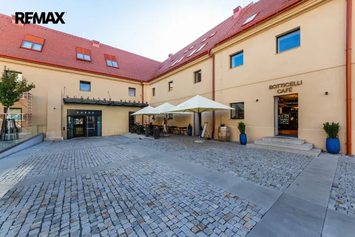 Pronájem bytu 2+kk, Praha - Nusle, Vrtbova, 62 m2