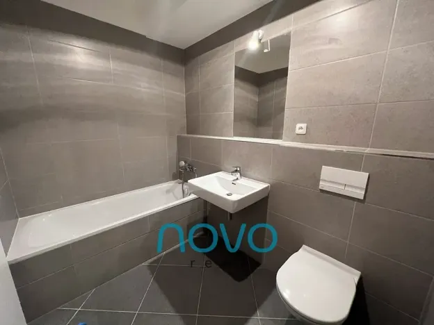 Pronájem bytu 1+kk, Praha, Stočesova, 34 m2