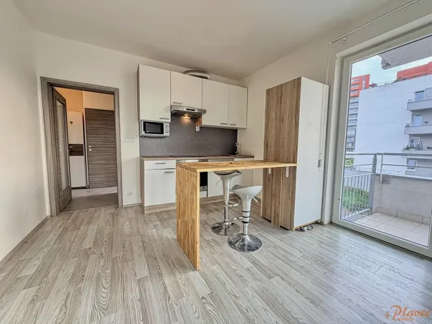 Prodej bytu 1+kk, Praha - Letňany, Hlučkova, 39 m2