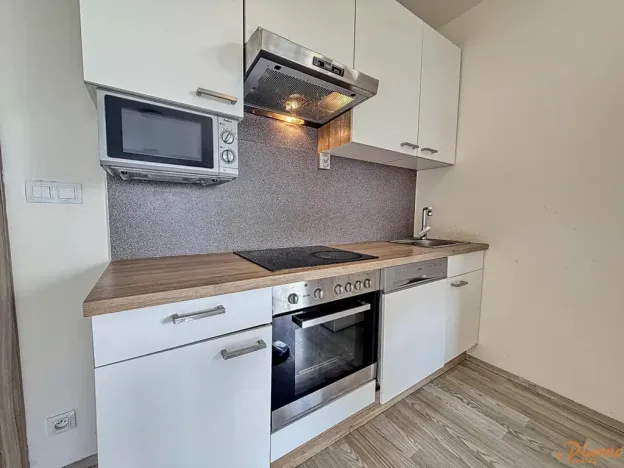 Prodej bytu 1+kk, Praha - Letňany, Hlučkova, 39 m2