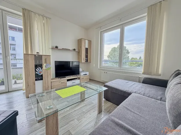 Prodej bytu 1+kk, Praha - Letňany, Hlučkova, 39 m2