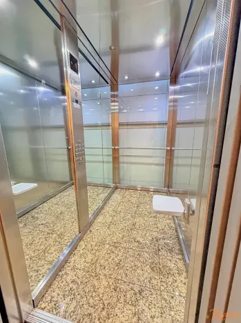 Pronájem bytu 2+kk, Praha - Břevnov, Šlikova, 78 m2