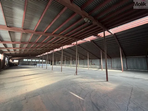Pronájem skladu, Malé Březno, 900 m2