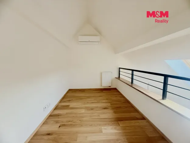 Prodej bytu 2+kk, Praha - Střížkov, Střížkovská, 75 m2