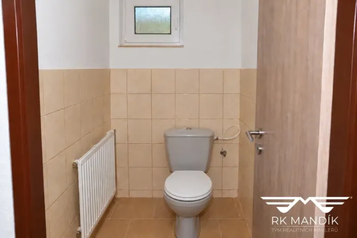 Prodej chaty, Babice, Na Bahýnkách, 121 m2