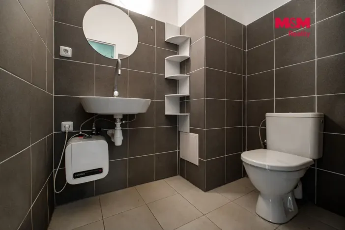 Prodej obchodního prostoru, Moravská Třebová - Město, Cihlářova, 77 m2