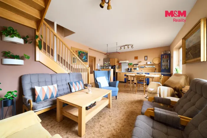 Prodej rodinného domu, Náchod - Lipí, 460 m2