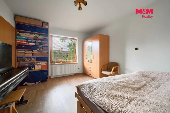 Prodej rodinného domu, Náchod - Lipí, 460 m2