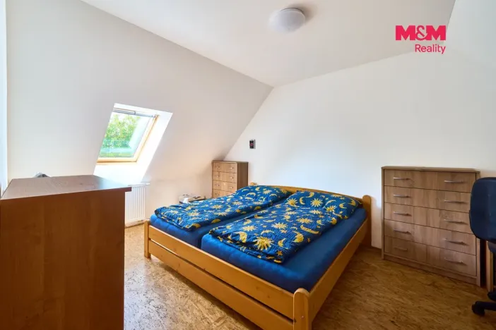 Prodej rodinného domu, Náchod - Lipí, 460 m2
