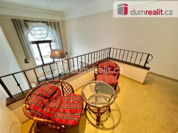 Prodej bytu 2+kk, Mariánské Lázně, Dusíkova, 76 m2