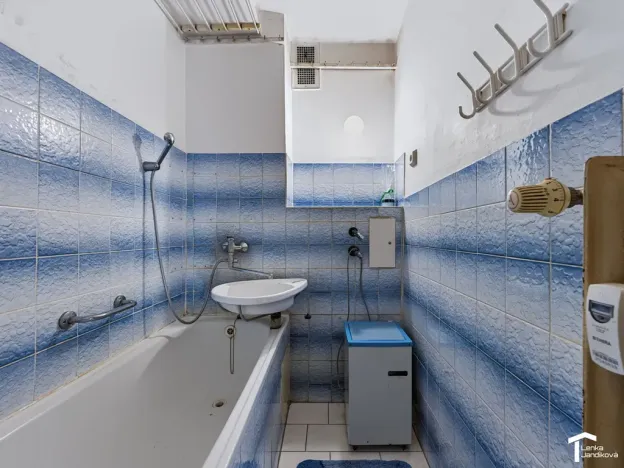 Prodej bytu 3+1, Pardubice - Zelené Předměstí, Gorkého, 74 m2