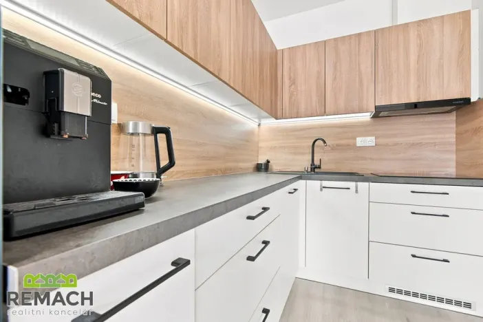 Pronájem bytu 2+kk, Uherské Hradiště, Zahrádky, 61 m2