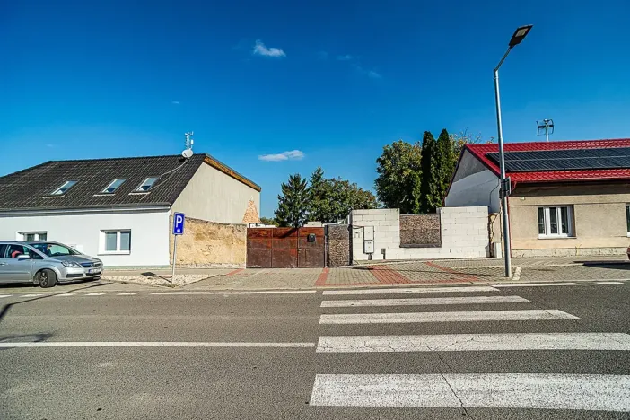 Prodej rodinného domu, Mochov, 324 m2